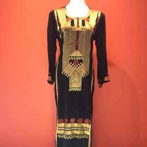 Beautiful hand embroidered Egyptian tunic